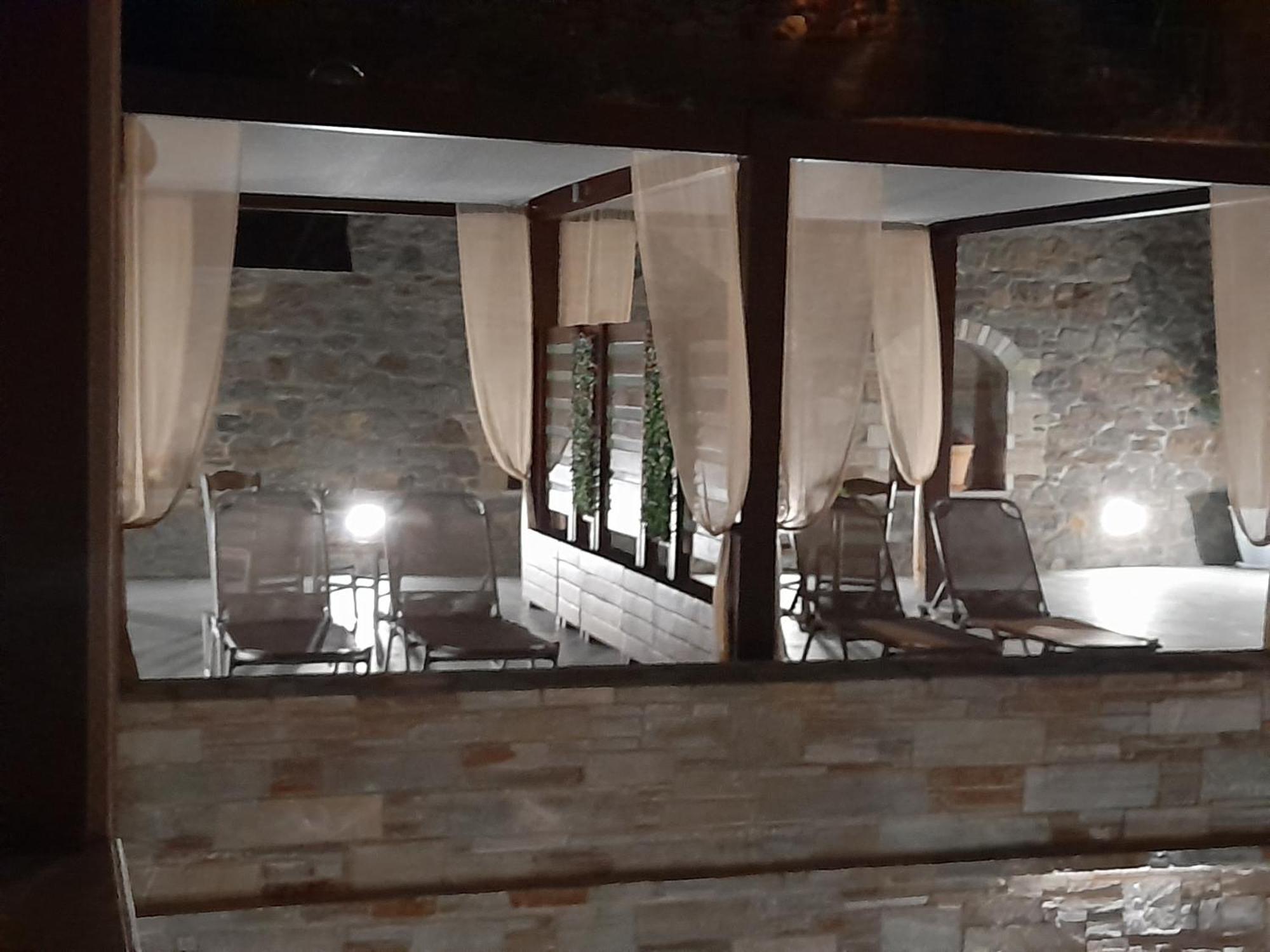 Alisachni Apartment Kini Exterior photo